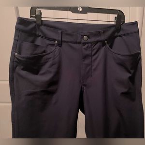 Men’s Lululemon ABC Slim Fit Pants Size 34W/32L color Navy